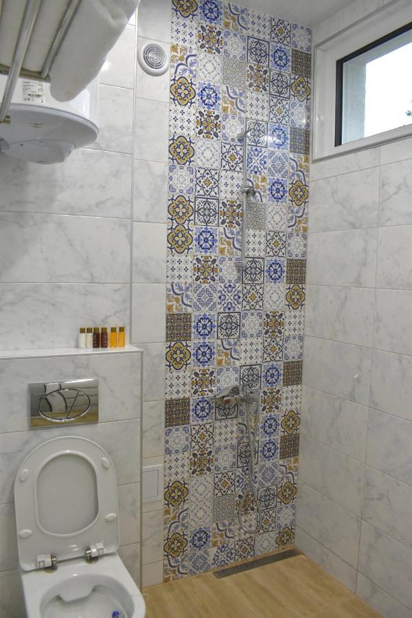 The House - Central Boutique Apartments Кюстендил Екстериор снимка