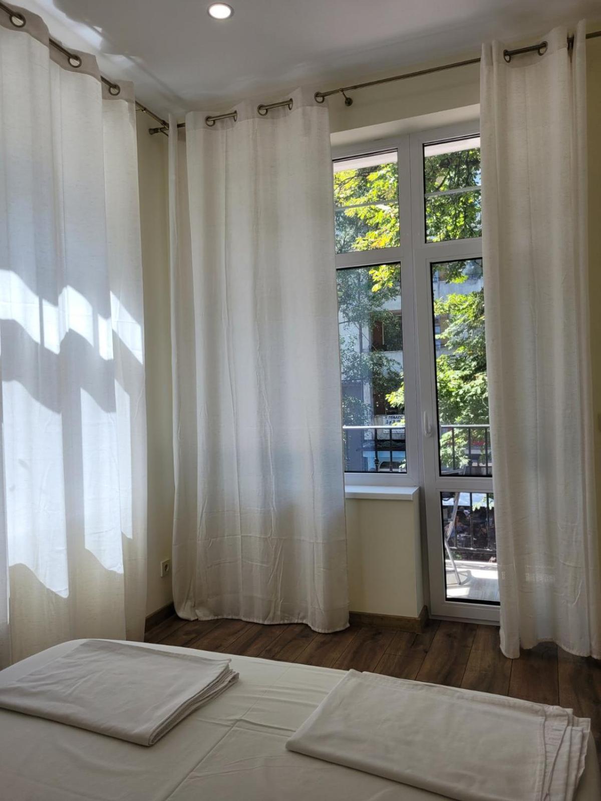 The House - Central Boutique Apartments Кюстендил Стая снимка