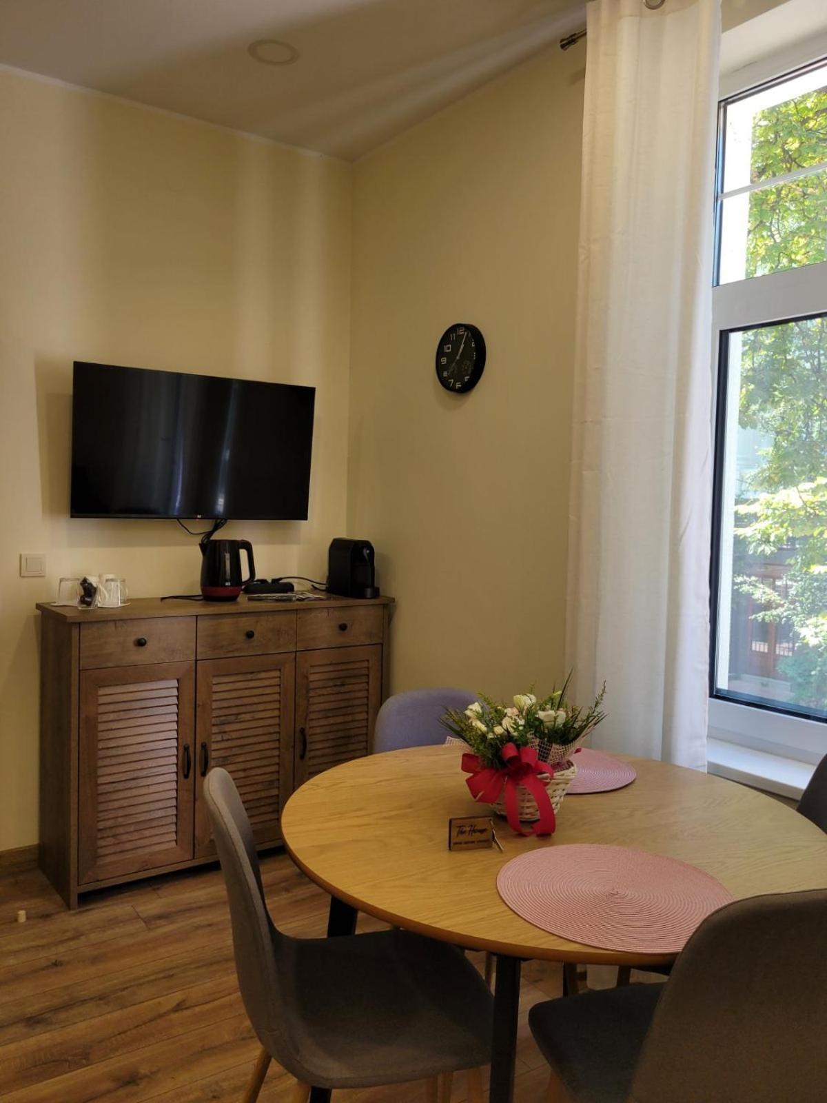 The House - Central Boutique Apartments Кюстендил Екстериор снимка